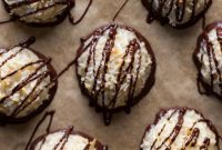 Heavenly Coconut Macaroons