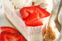 Velvet Strawberry Vanilla Bean Dream