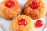 Caramelized Pineapple Mini Cakes