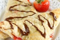 Strawberry Chocolate Nutella Hand Pies