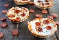 Crispy Tortilla Pizza Snacks