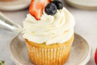 Fluffy Tangy Cream Cheese Frosting