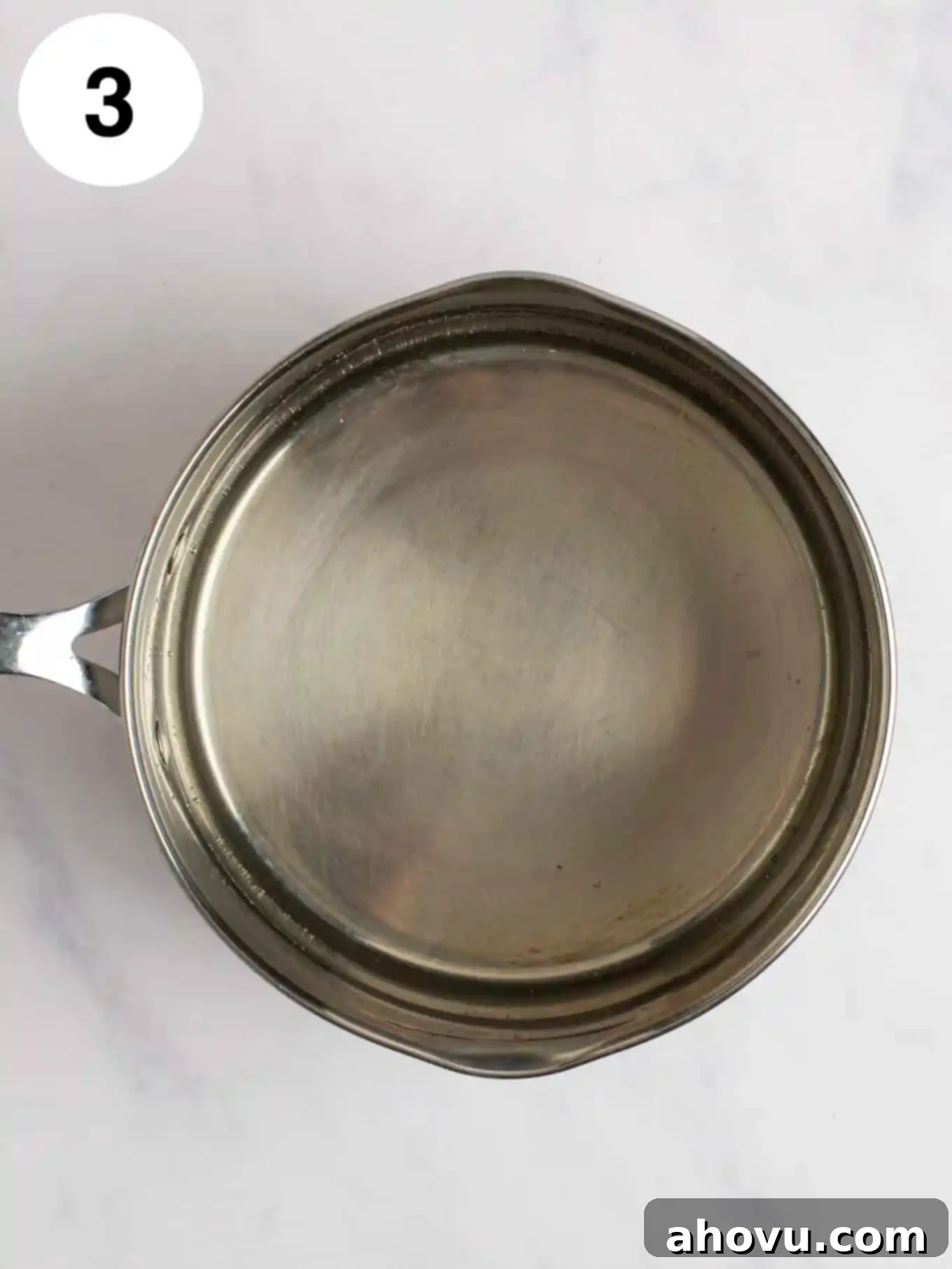 Your Guide to a Perfect Cheesecake Water Bath 7 A large pot of hot water.