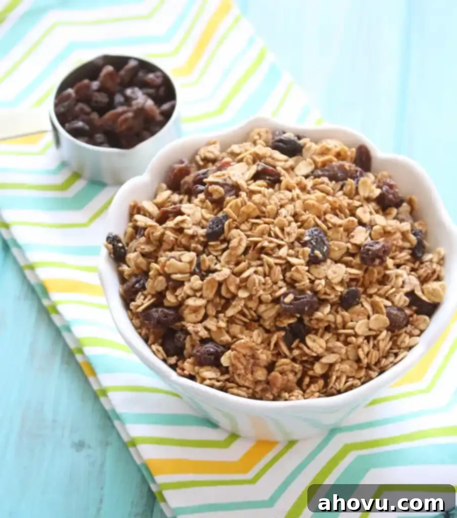 Cinnamon Raisin Granola